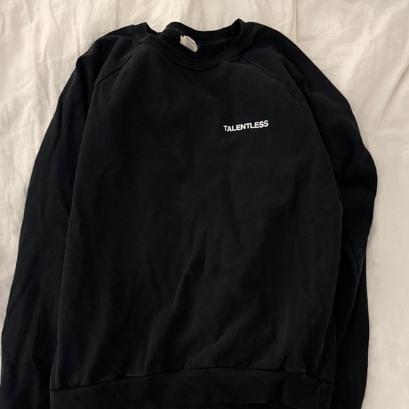 TALENTLESS Black Sweatshirt and Pink Hoodie Set - Picture 4 of 5